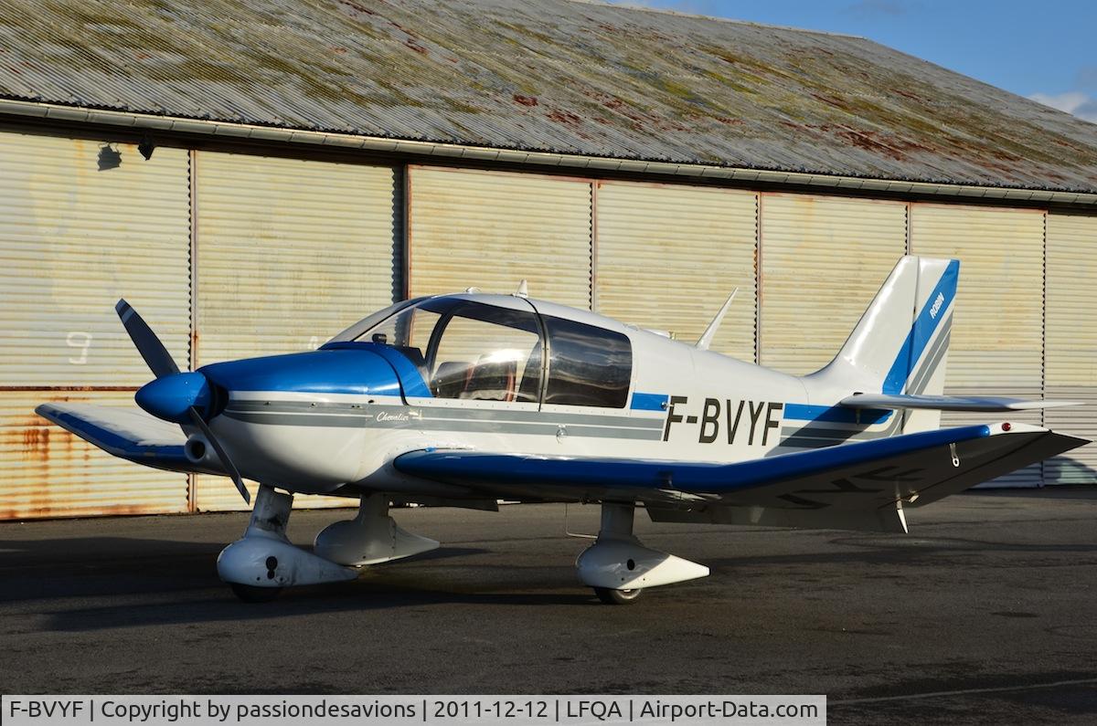 F-BVYF, 1974 Robin DR-400-160 Chevalier C/N 980, On the apron