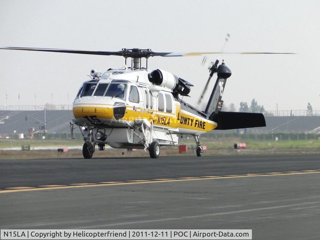 N15LA, 2004 Sikorsky S-70A Firehawk C/N 702846, Gently landing on the taxiway