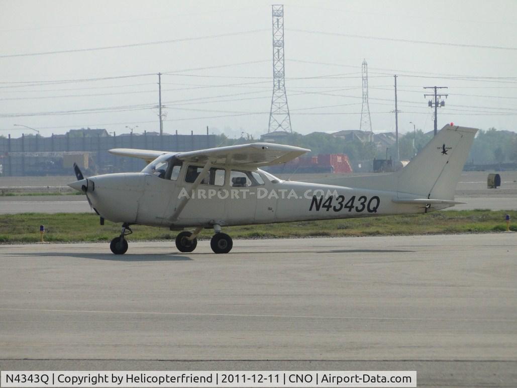 N4343Q, 1971 Cessna 172L C/N 17260243, Taxiing back after landing