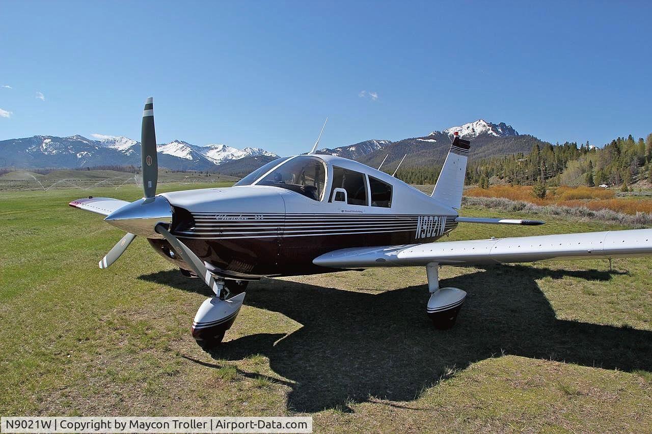N9021W, 1966 Piper PA-28-235 Cherokee C/N 28-10819, 1966 Piper PA-28-235