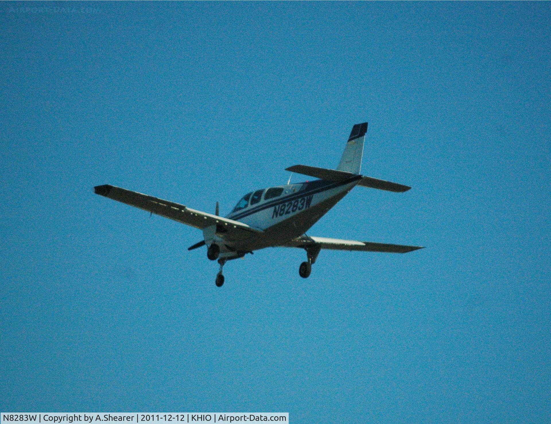 N8283W, 1993 Beech F33A Bonanza C/N CE-1739, Beech F33A