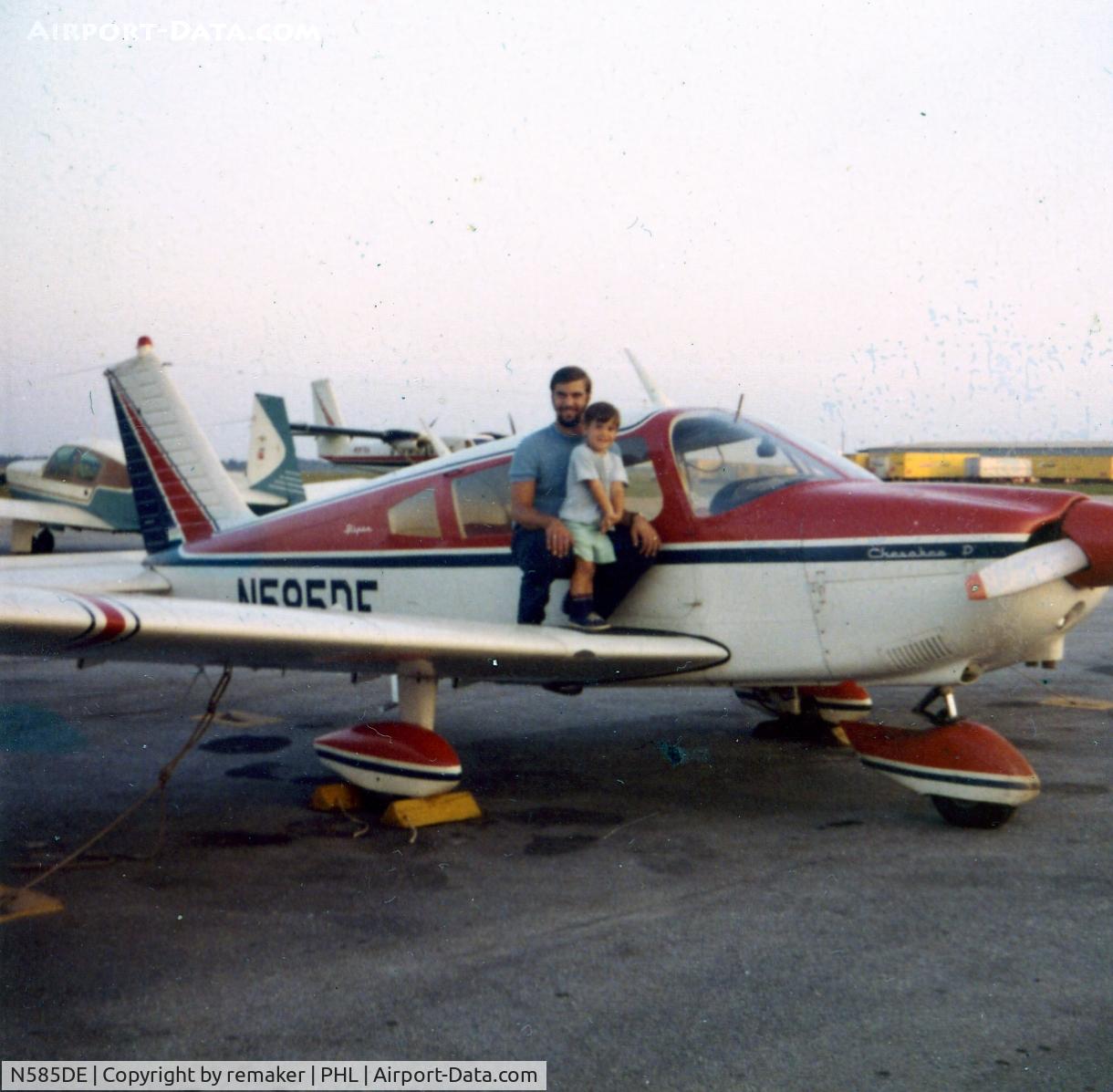 N585DE, 1968 Piper PA-28-180 C/N 28-4660, PHL airport, circa 1973