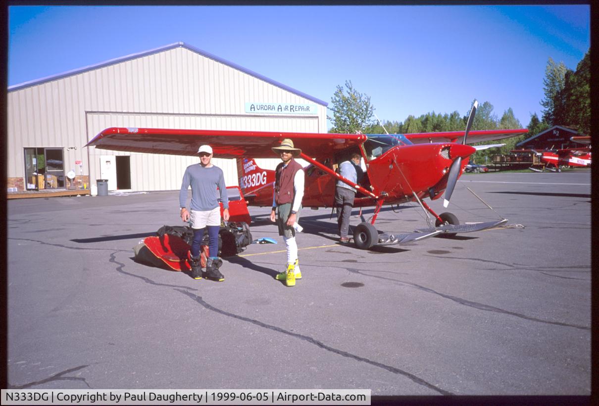 N333DG, 1976 Cessna A185F Skywagon 185 C/N 18503234, Greg Antonini and John Kozloski preparing to board for a 24 night Denali expedition as part of the 1999 Bluegrass Express (Paul Daugherty, John Kozloski, Greg Antonini).