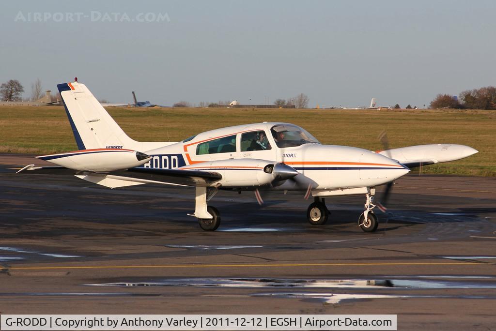 G-RODD, 1976 Cessna 310R C/N 310R-0544, Departing EGSH in the crisp winter sun.
