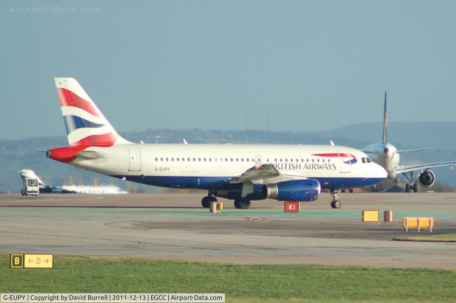 G-EUPY, 2001 Airbus A319-131 C/N 1466, British Airways Airbus A319 taxiing Manchesetr Airport.