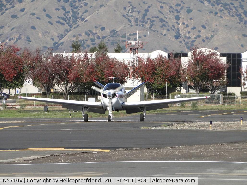N5710V, 1966 Beech V35 Bonanza C/N D-8087, Landed and turned off runway at taxiway Cocco to transit to Howard Aviation