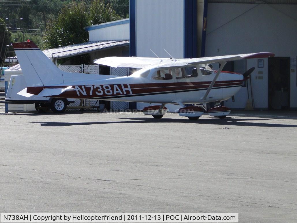 N738AH, Cessna 172N C/N 17269822, Getting cleaned up at Nostalia Air