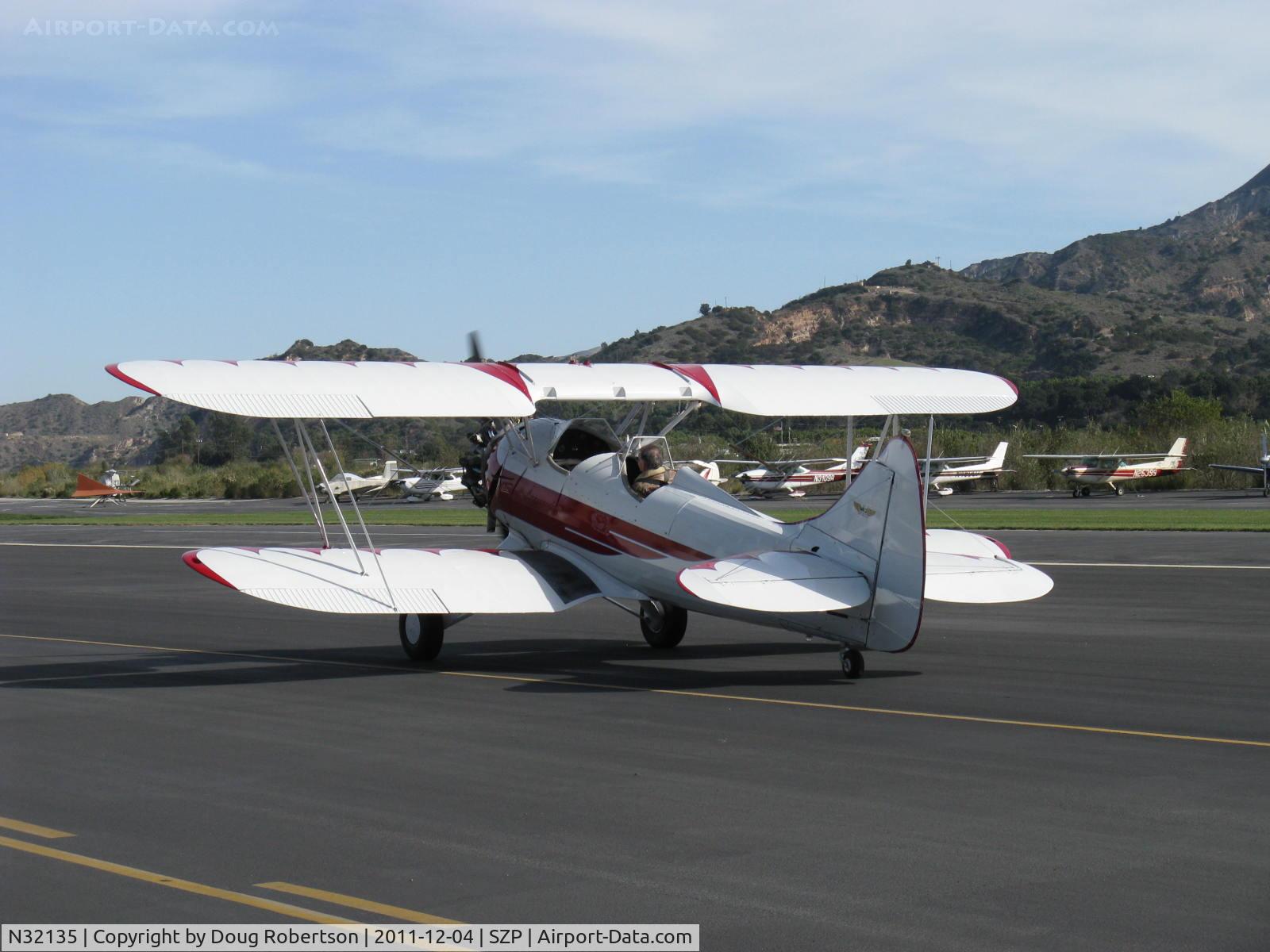 N32135, 1941 Waco UPF-7 C/N 5767, 1941 Waco UPF-7, Continental W670 220 Hp radial, S-turn taxi to Rwy 22