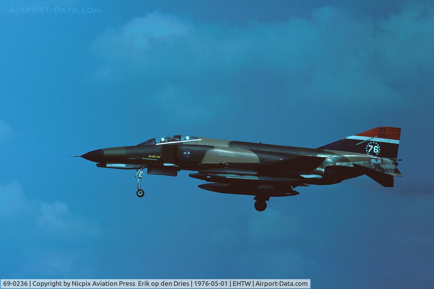 69-0236, McDonnell Douglas F-4E Phantom II C/N 3757, 69-0236 in bicentennial scheme seen here on finals for runway 24 during the TAM 1976 at Twenthe AB, The Netherlands.
