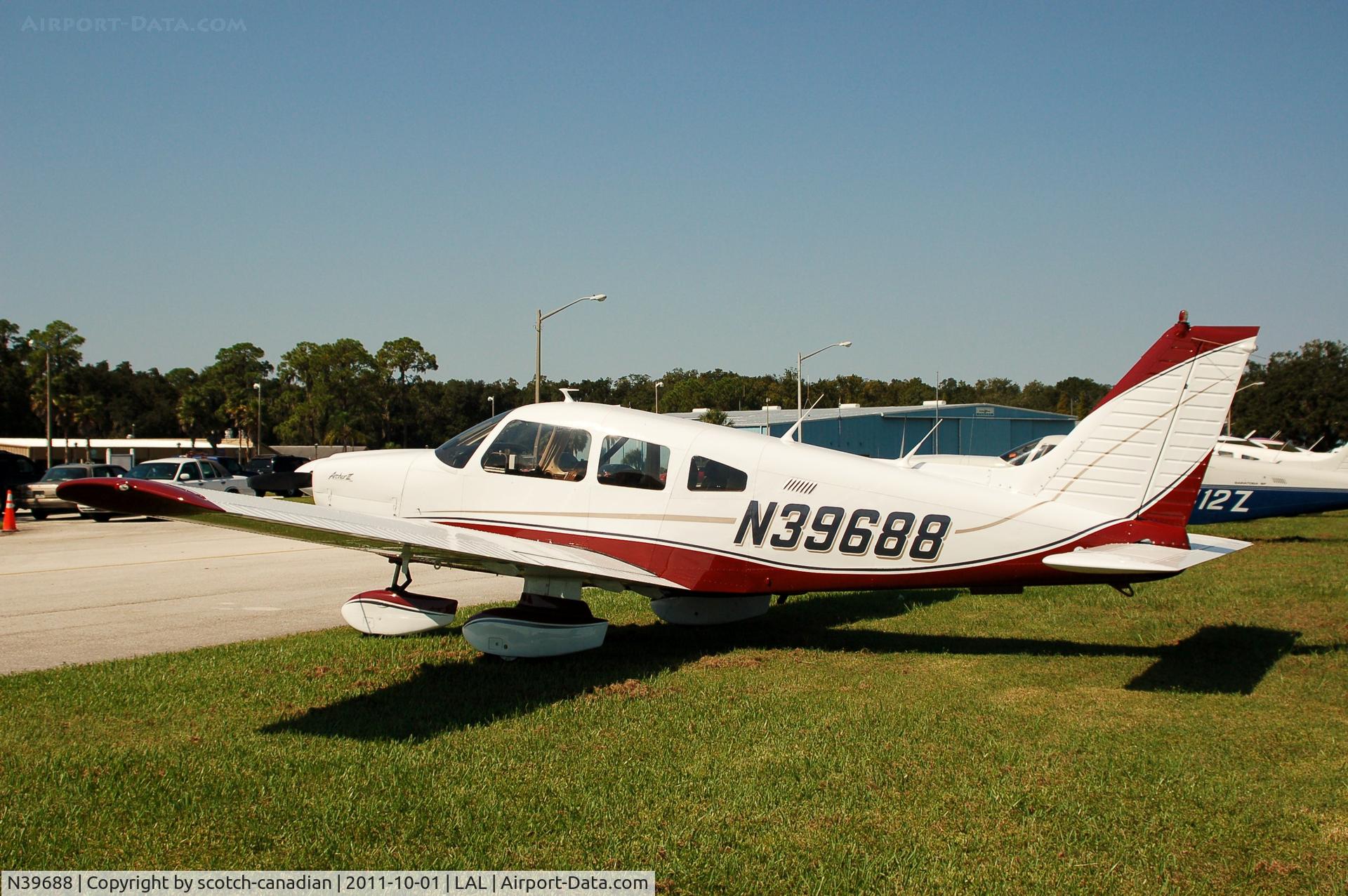 N39688, 1978 Piper PA-28-181 C/N 28-7990005, 1978 Piper PA-28-181 Archer II N39688 at Lakeland Linder Regional Airport, Lakeland, FL