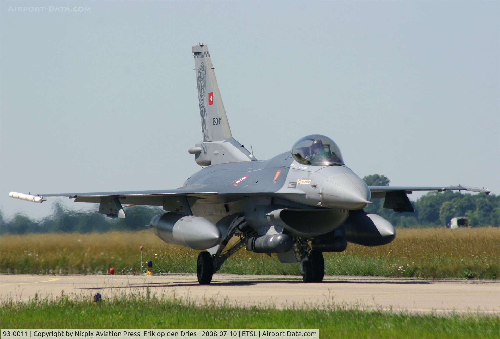 93-0011, Lockheed F-16C Fighting Falcon C/N 4R-133, Turkey participated in the exercise ELITE-2008 at Lechfeld AB, Germany, besides F-4's with F-16's. 93-0011 is seen here on the taxitrack.