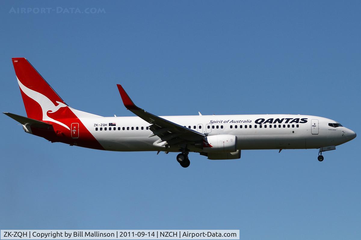 ZK-ZQH, 2011 Boeing 737-838 C/N 39357, finals to 20