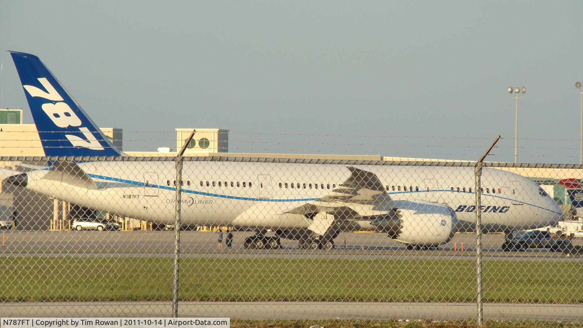 N787FT, 2010 Boeing 787-8 Dreamliner C/N 40694, At Sarasota/Bradenton Airport Florida