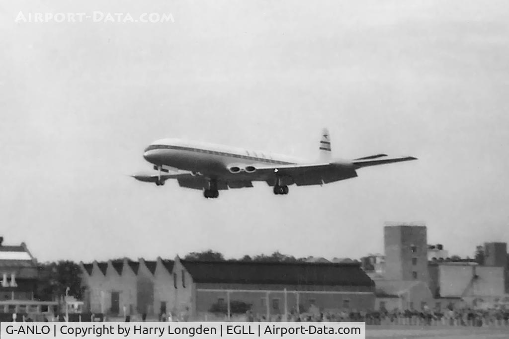 G-ANLO, 1954 De Havilland DH.106 Comet 3B C/N 6100, De Havilland DH-106 Comet 3B G-ANLO  landing at the 1955 Farnborough Air show.