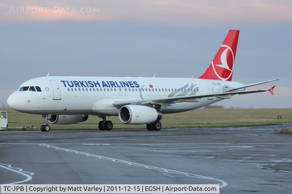 TC-JPB, 2005 Airbus A320-232 C/N 2626, Being towed from Air Livery after spray into a revised Turkish Airlines C/S.