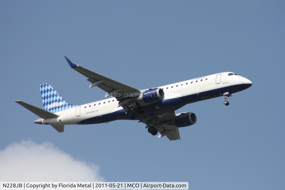 N228JB, 2006 Embraer 190AR (ERJ-190-100IGW) C/N 19000030, Blue 4 U