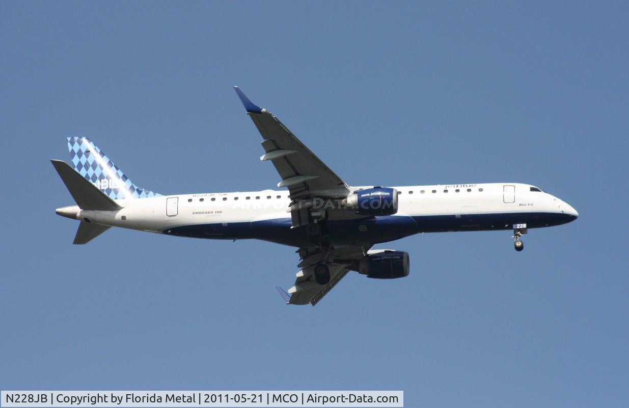 N228JB, 2006 Embraer 190AR (ERJ-190-100IGW) C/N 19000030, Blue 4 U