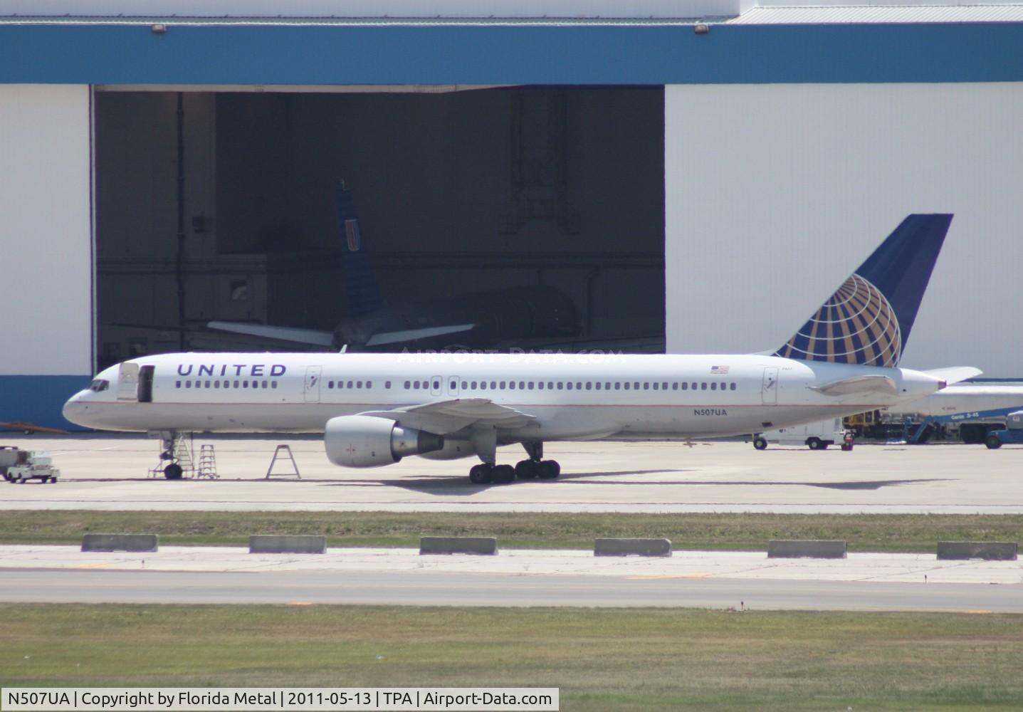 N507UA, 1990 Boeing 757-222F C/N 24743, United 757
