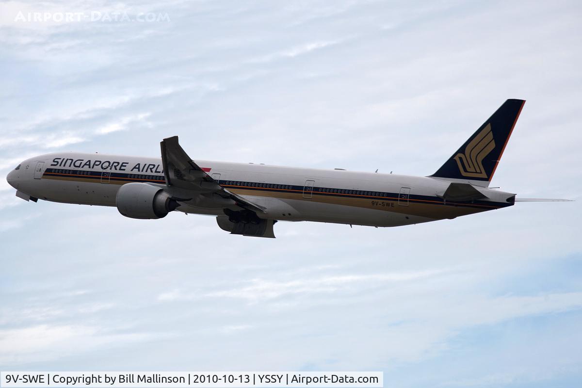 9V-SWE, 2006 Boeing 777-312/ER C/N 34570, away to SIN from 34L