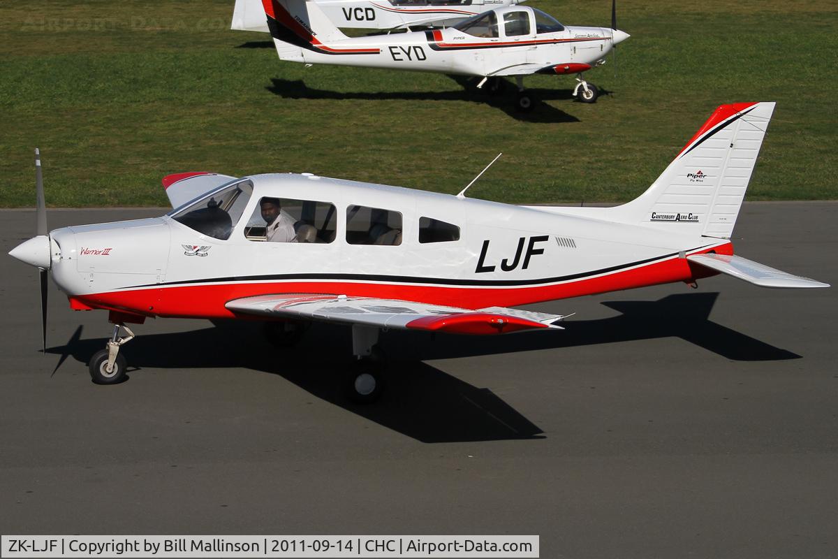 ZK-LJF, 2008 Piper PA-28-161 Warrior C/N 2842320, taxi to park area