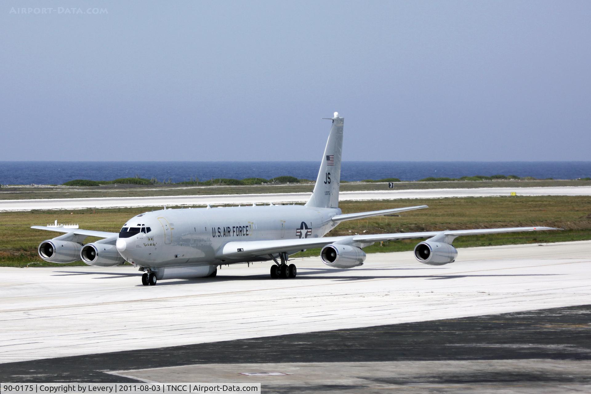 90-0175, 1968 Northrop Grumman E-8C J-STARS C/N 19621/652/T-3, Now this is a nice looking aircraft........