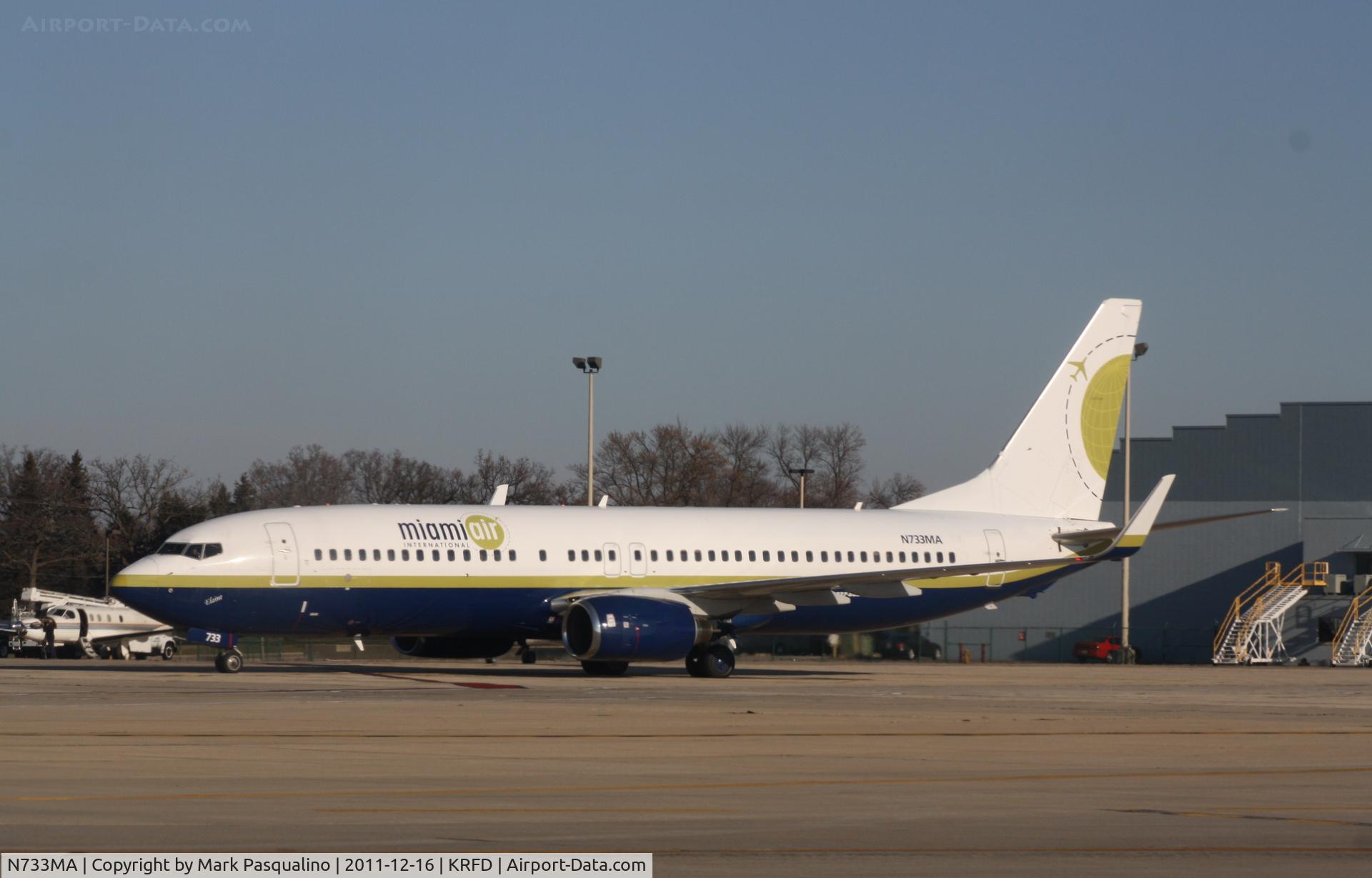 N733MA, 2001 Boeing 737-81Q C/N 30619, Boeing 737-800