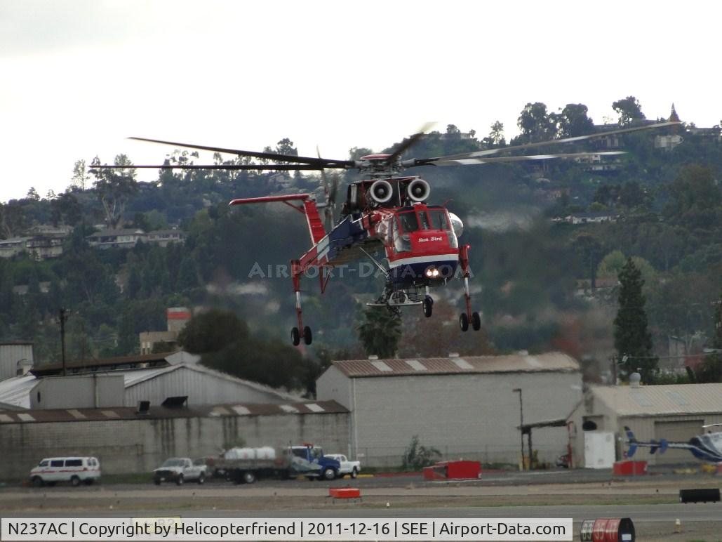 N237AC, 1970 Erickson S-64F Skycrane C/N 64095, Settling down on runway 35 near taxiway Bravo2