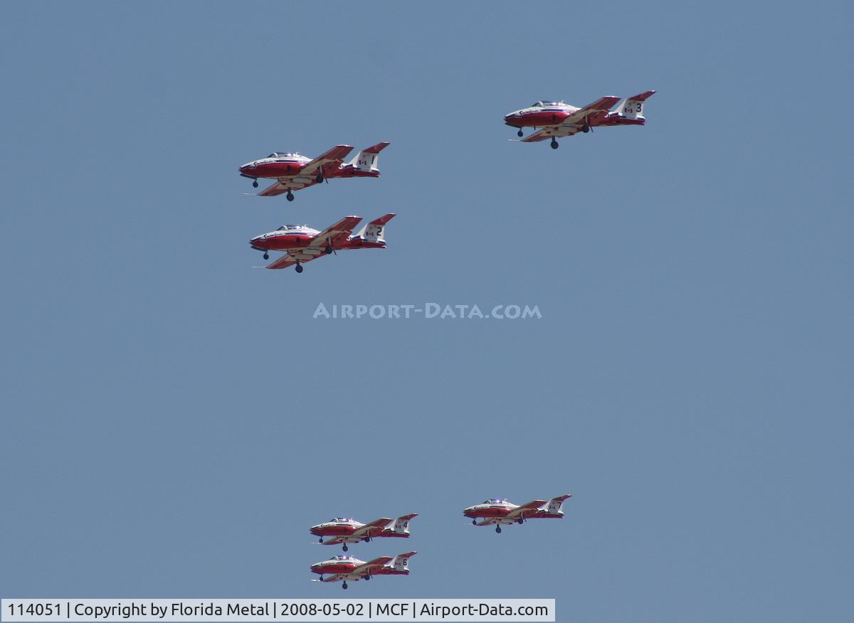 114051, Canadair CT-114 Tutor C/N 1051, Snowbirds on downwind setting up for landing - profile for #3