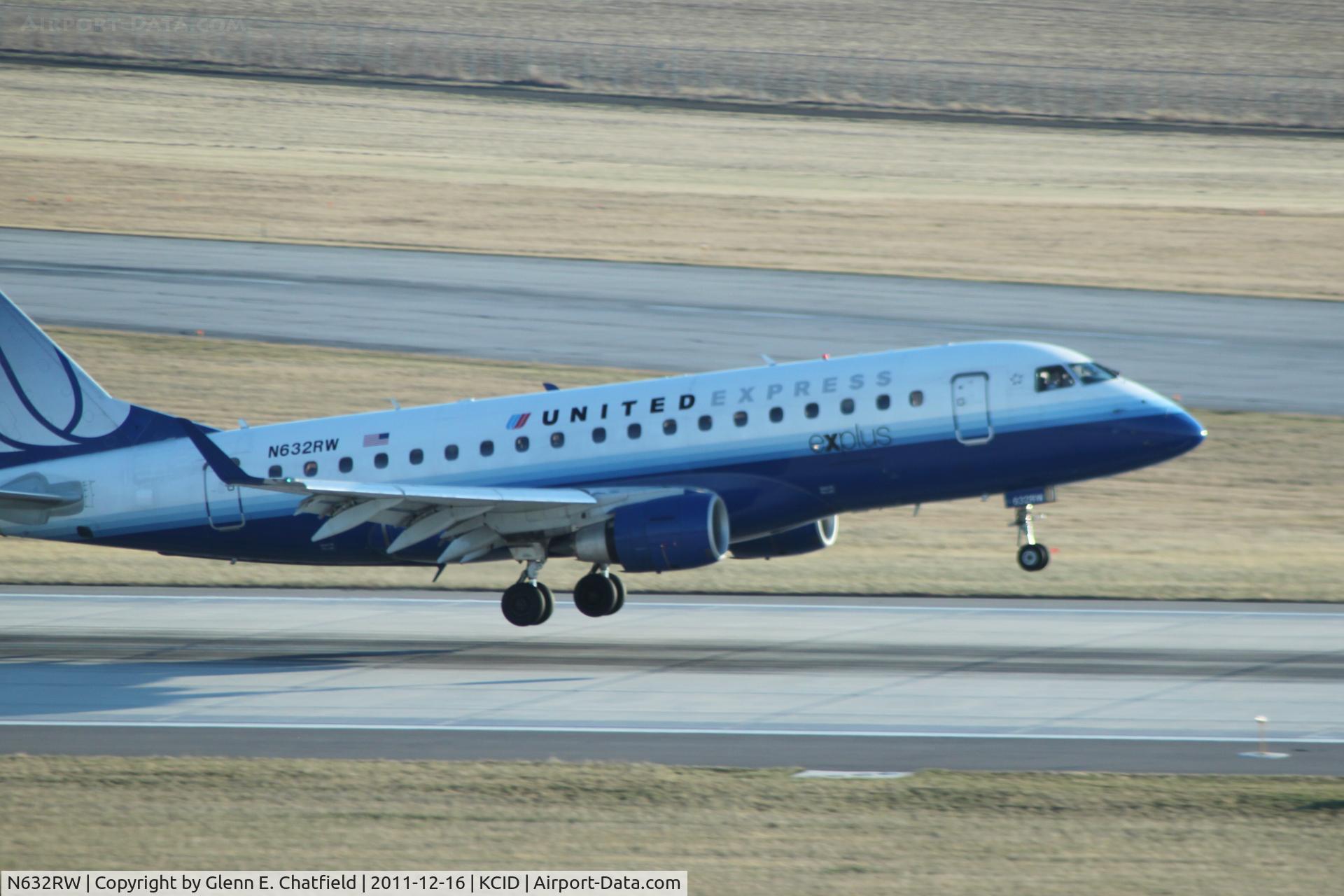 N632RW, 2004 Embraer 170SE (ERJ-170-100SE) C/N 17000050, Landing Runway 27
