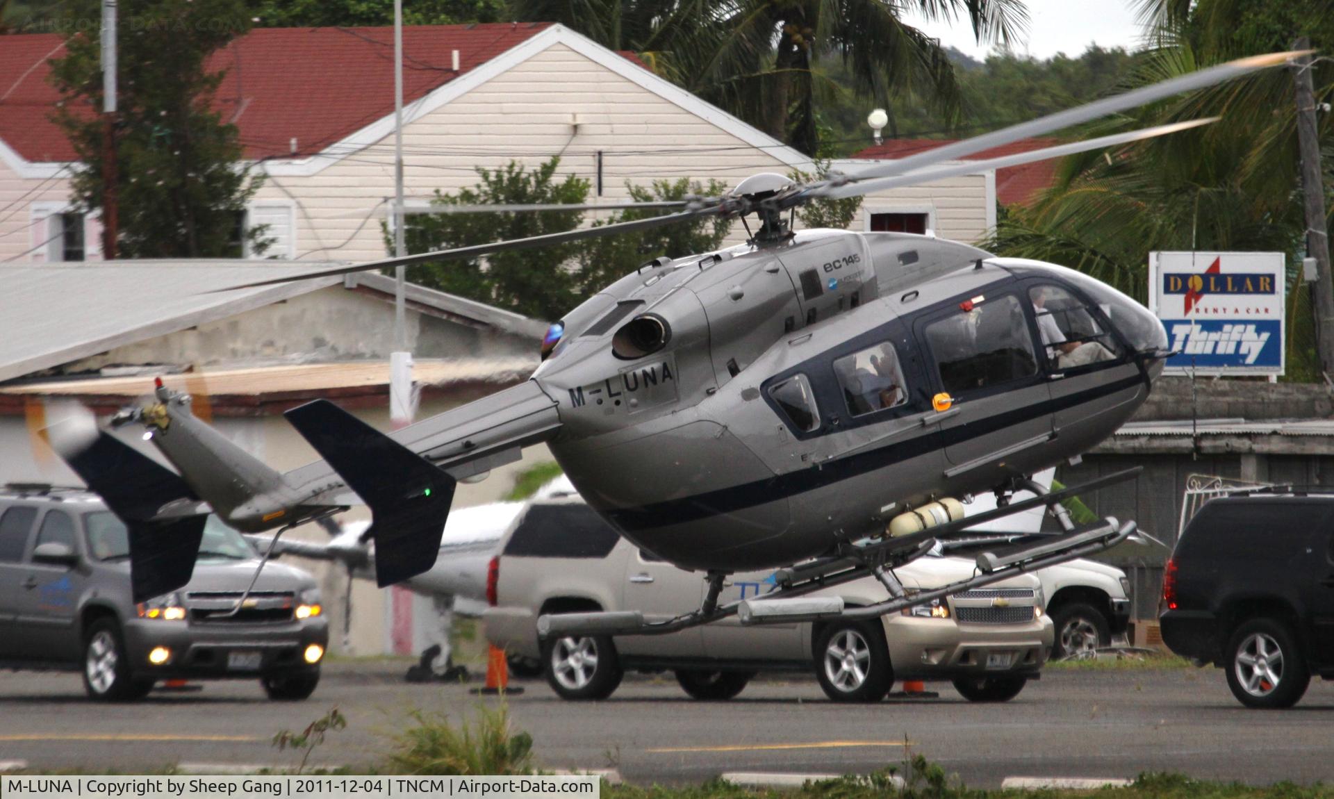 M-LUNA, Eurocopter-Kawasaki EC-145 (BK-117C-2) C/N 9242, MLUNA at TNCM