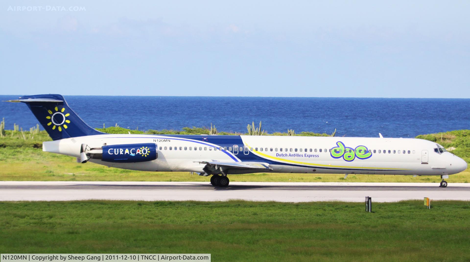N120MN, 1992 McDonnell Douglas MD-83 C/N 53120, Dea at TNCC for the first time