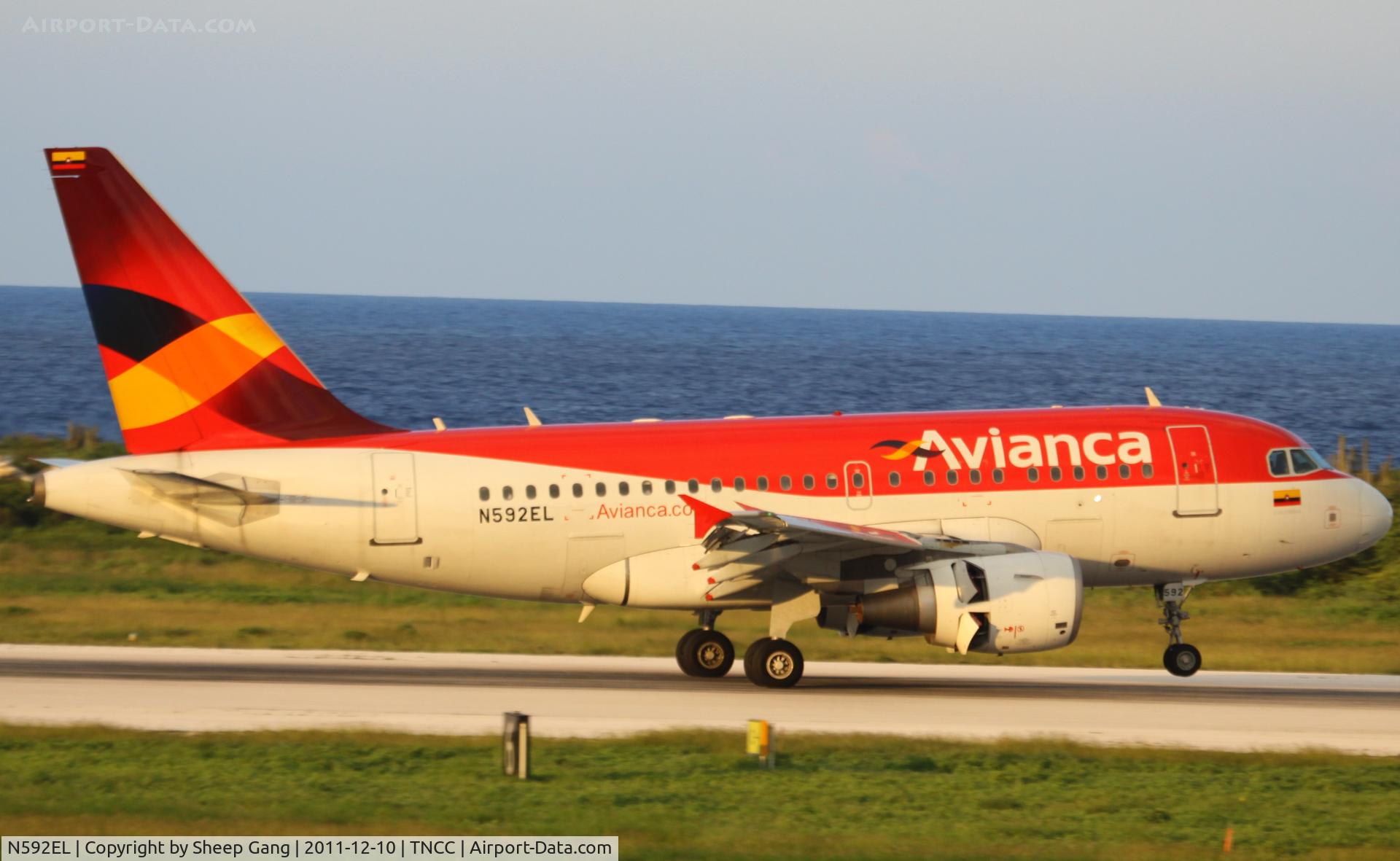 N592EL, 2004 Airbus A318-111 C/N 2358, N592EL at TNCC