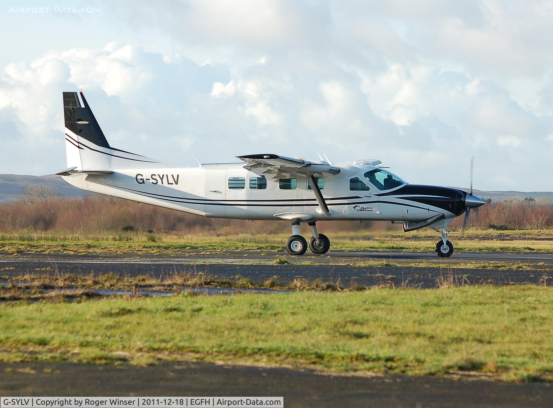 G-SYLV, 2002 Cessna 208B  Grand Caravan C/N 208B0936, Skydive Swansea's Grand Caravan lining up for departure Runway 28.