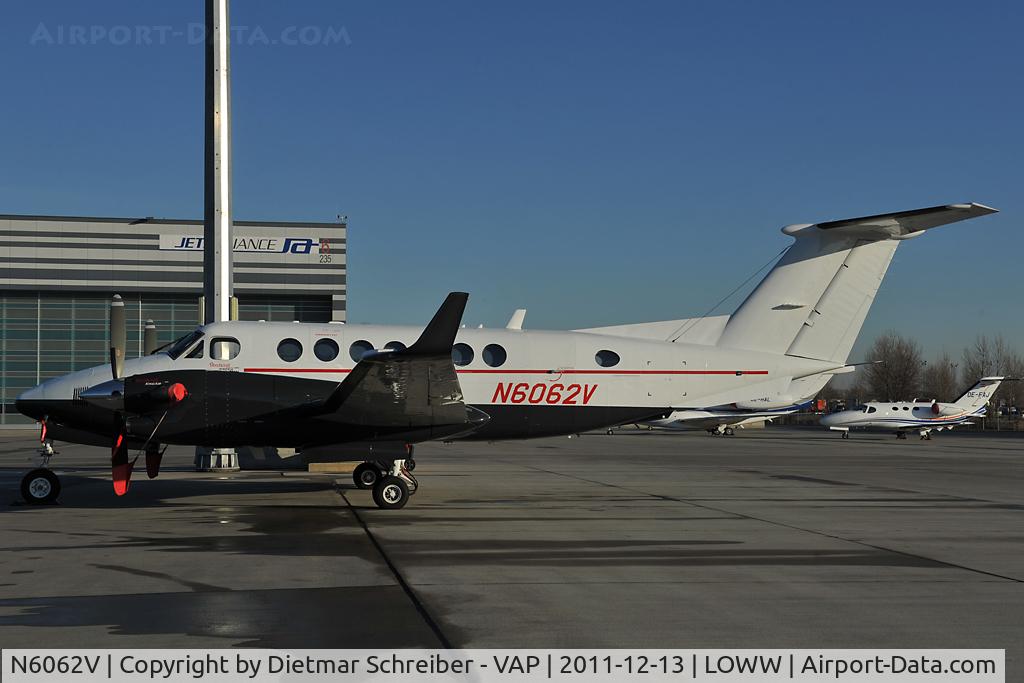 N6062V, 2010 Hawker Beechcraft 350i King Air (B300) C/N FL-702, King Air 300