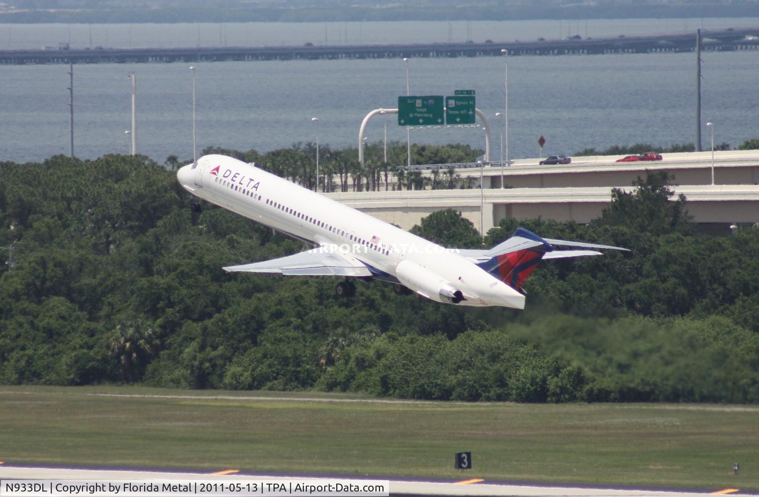 N933DL, 1989 McDonnell Douglas MD-88 C/N 49720, Delta MD-88
