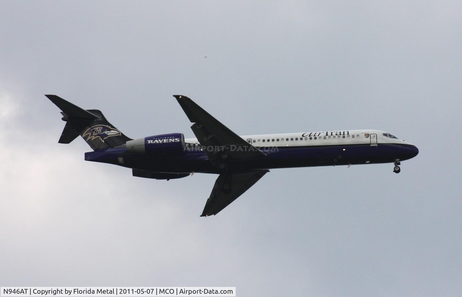 N946AT, 1999 Boeing 717-200 C/N 55009, Baltimore Ravens