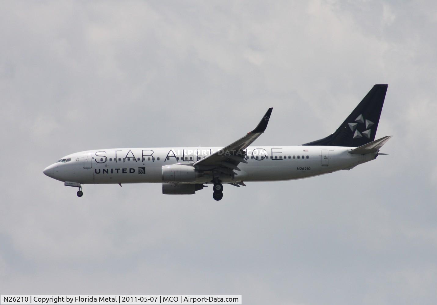 N26210, 1998 Boeing 737-824 C/N 28770, Star Alliance 737-800