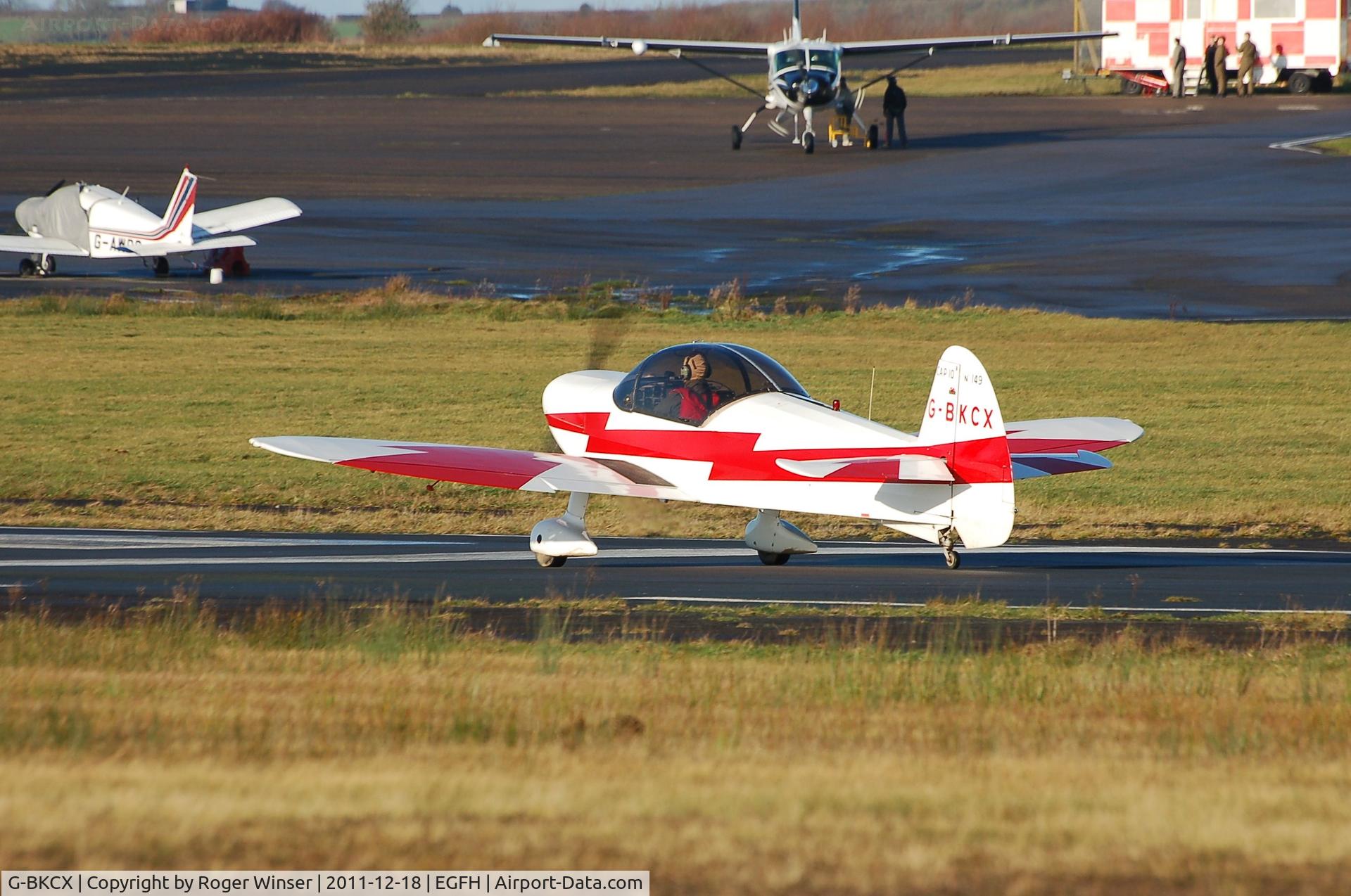 G-BKCX, 1982 Mudry CAP-10B C/N 149, Cap 10B about to depart Runway 28.