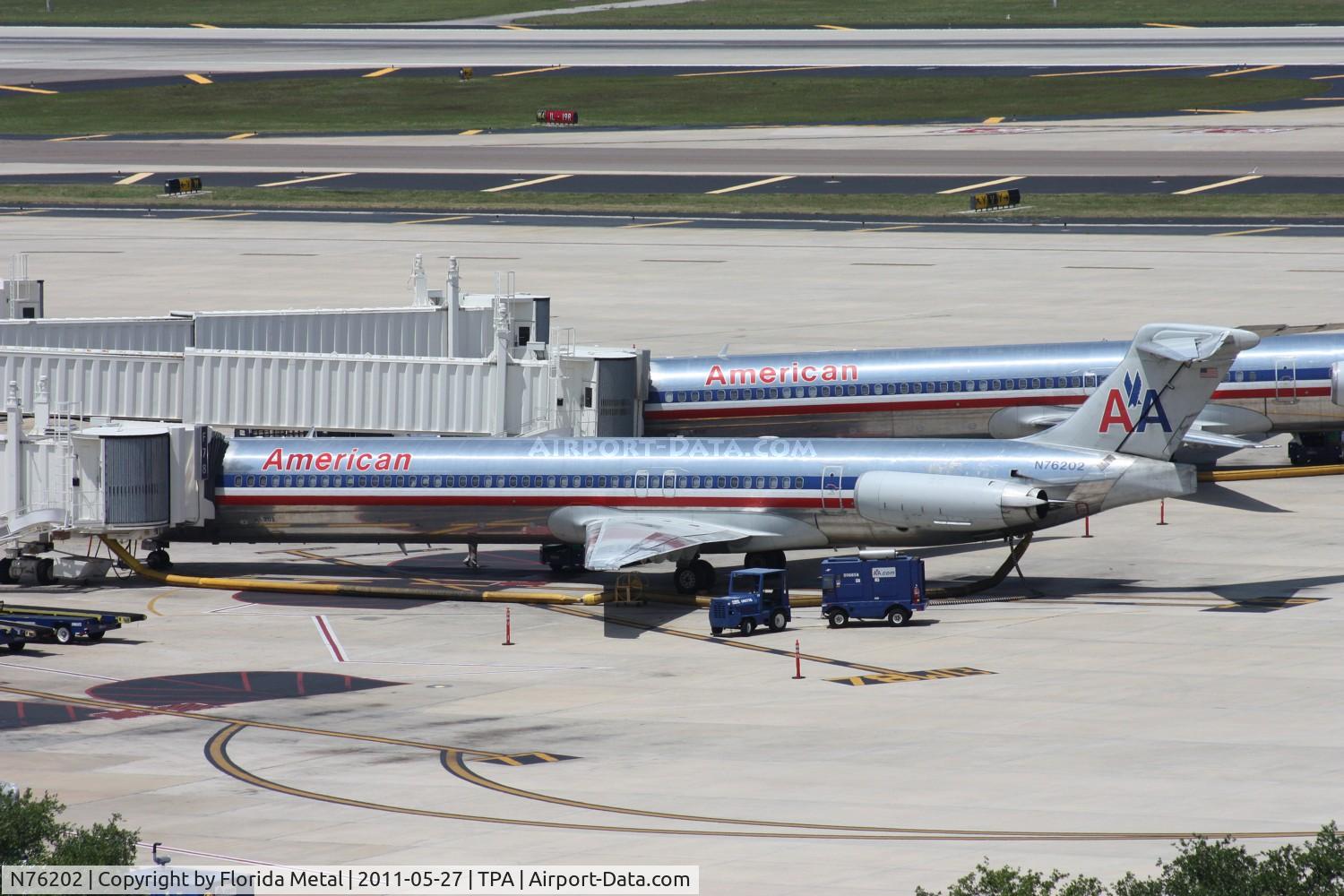 N76202, 1992 McDonnell Douglas MD-83 (DC-9-83) C/N 53292, American MD-83