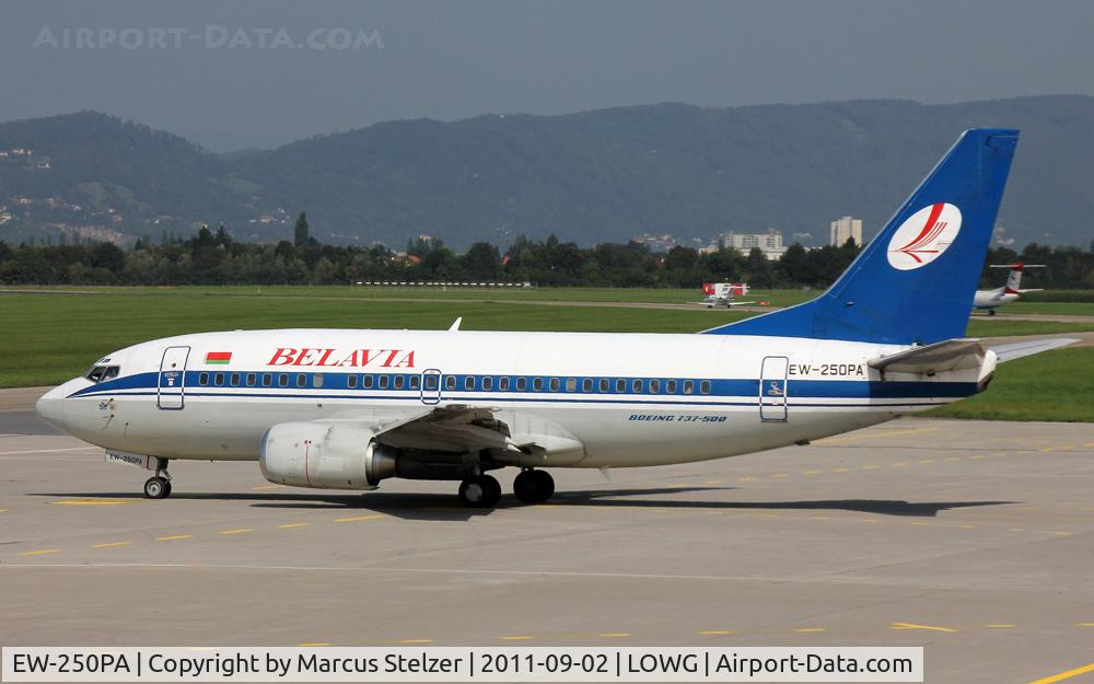 EW-250PA, 1995 Boeing 737-524 C/N 26319, Belavia at LOWG
