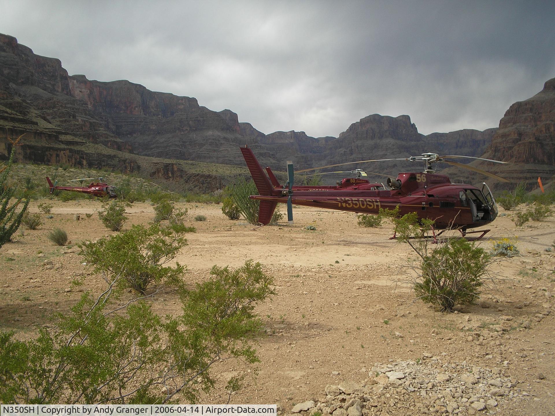N350SH, 1996 Eurocopter AS-350B-2 Ecureuil C/N 2957, N350SH in the Grand Canyon.