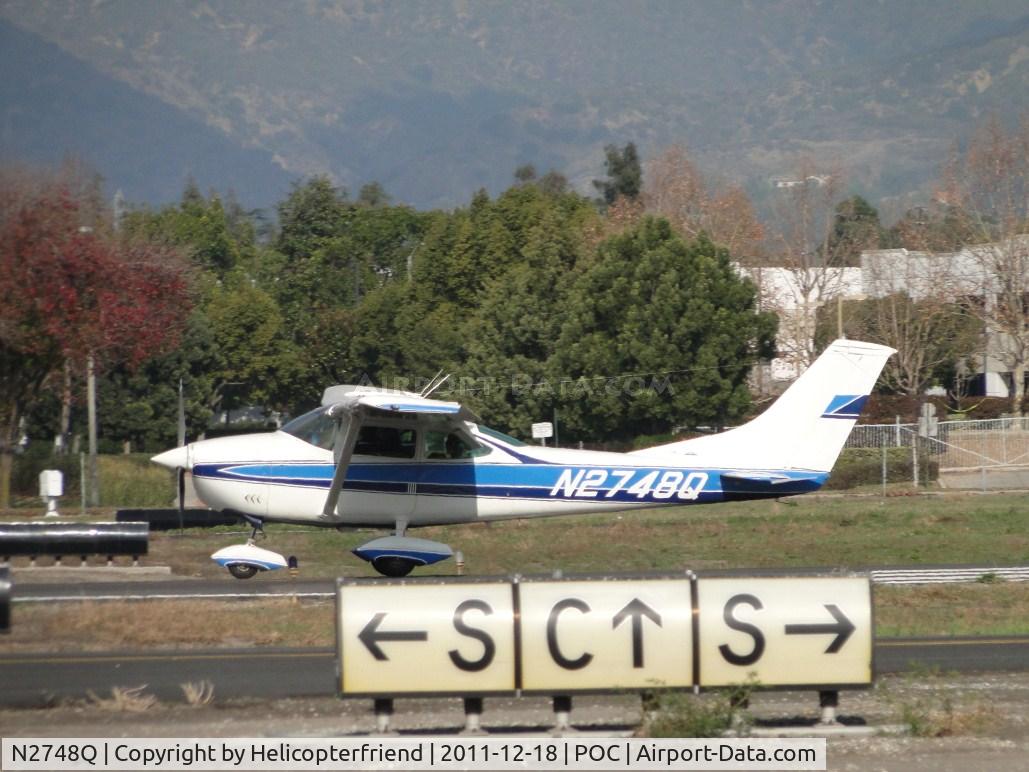 N2748Q, 1967 Cessna 182K Skylane C/N 18257948, Landing on runway 26L