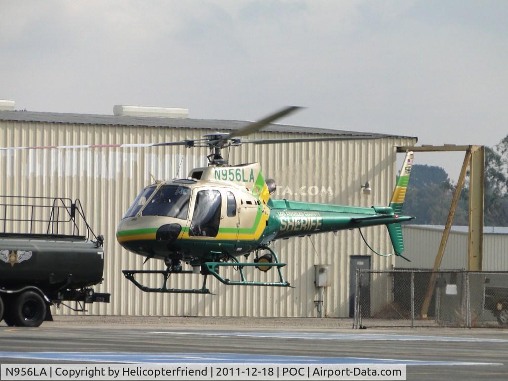 N956LA, 2010 Eurocopter AS-350B-2 Ecureuil Ecureuil C/N 7047, Lifting off from LA Co Air Ops helipad 6