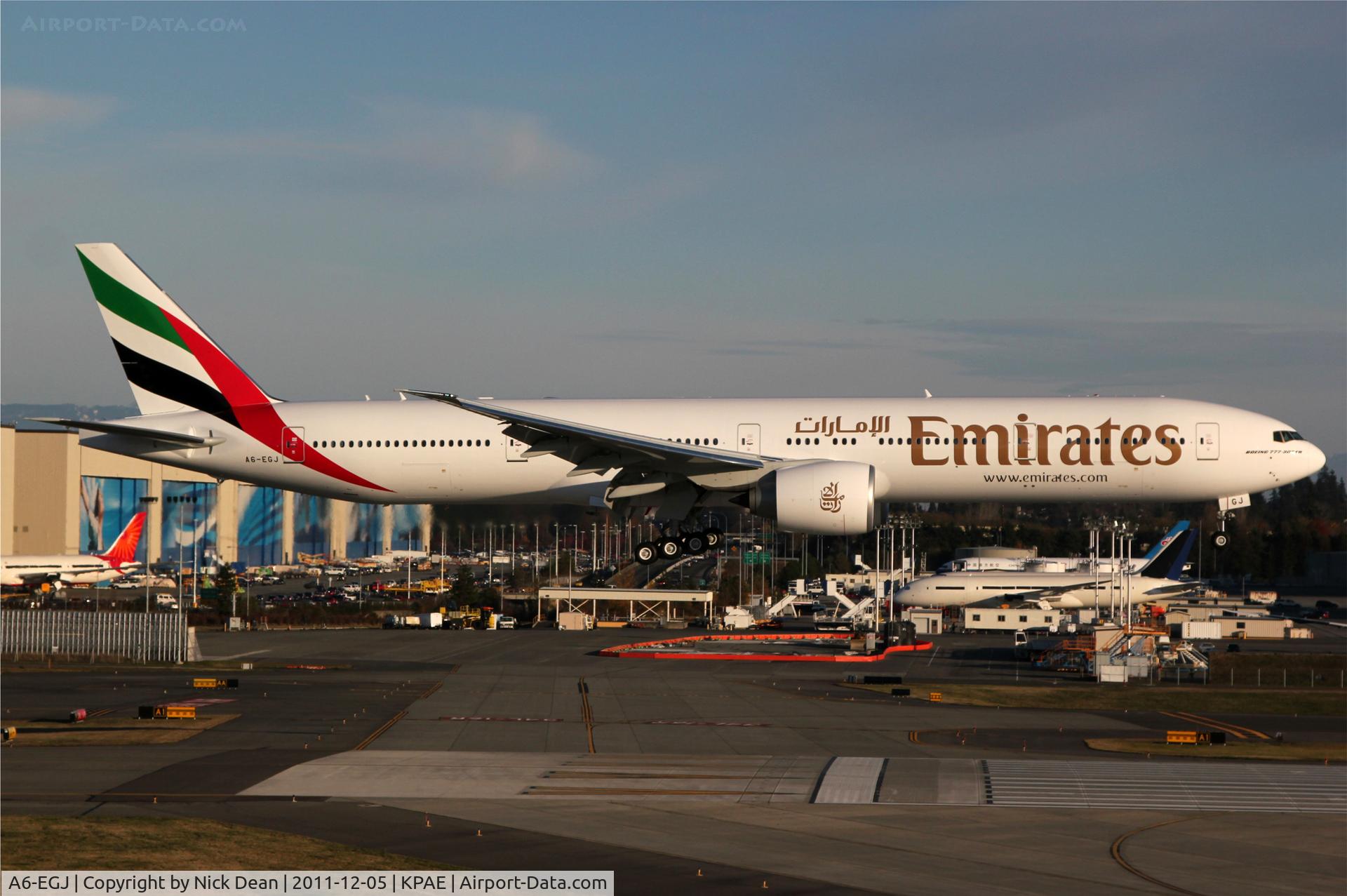 A6-EGJ, 2011 Boeing 777-31H/ER C/N 38989, KPAE/PAE