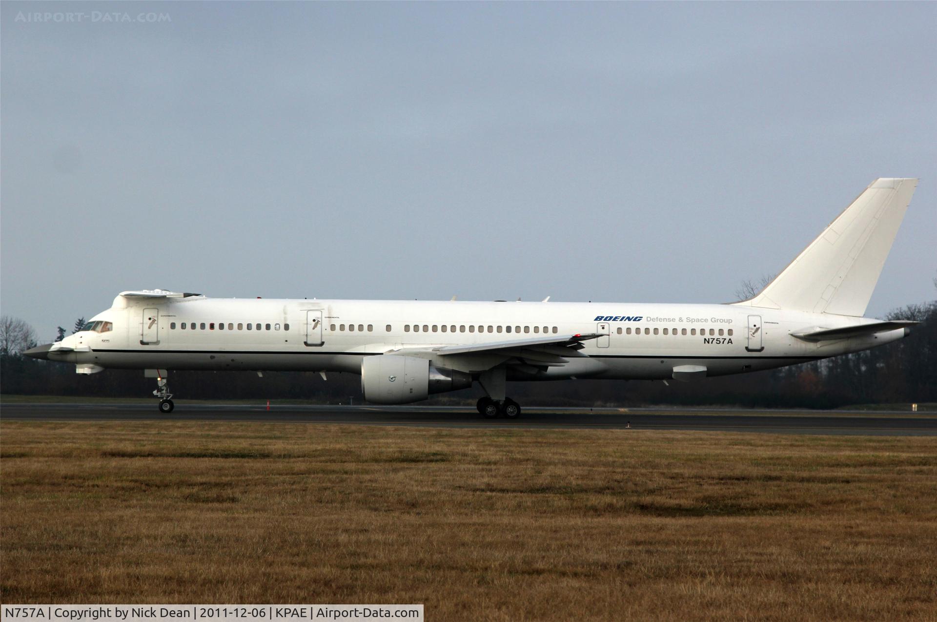 N757A, 1982 Boeing 757-200 C/N 22212, KPAE/PAE