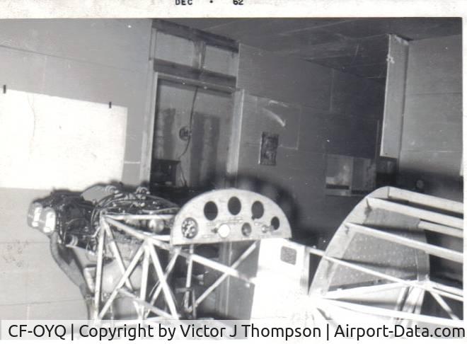 CF-OYQ, 1962 Corben Baby Ace Model D C/N EXP1, CF-OYQ in the living room being cinstructed