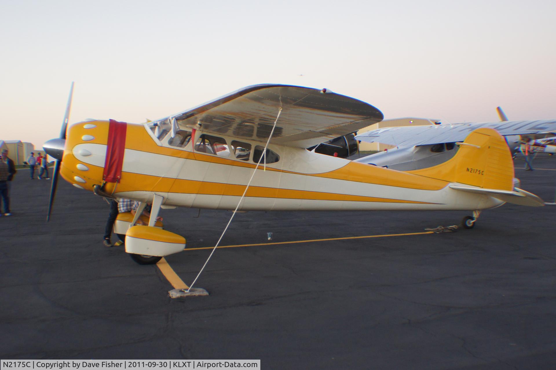 N2175C, 1954 Cessna 195B Businessliner C/N 16160, At Lee's Summit, MO