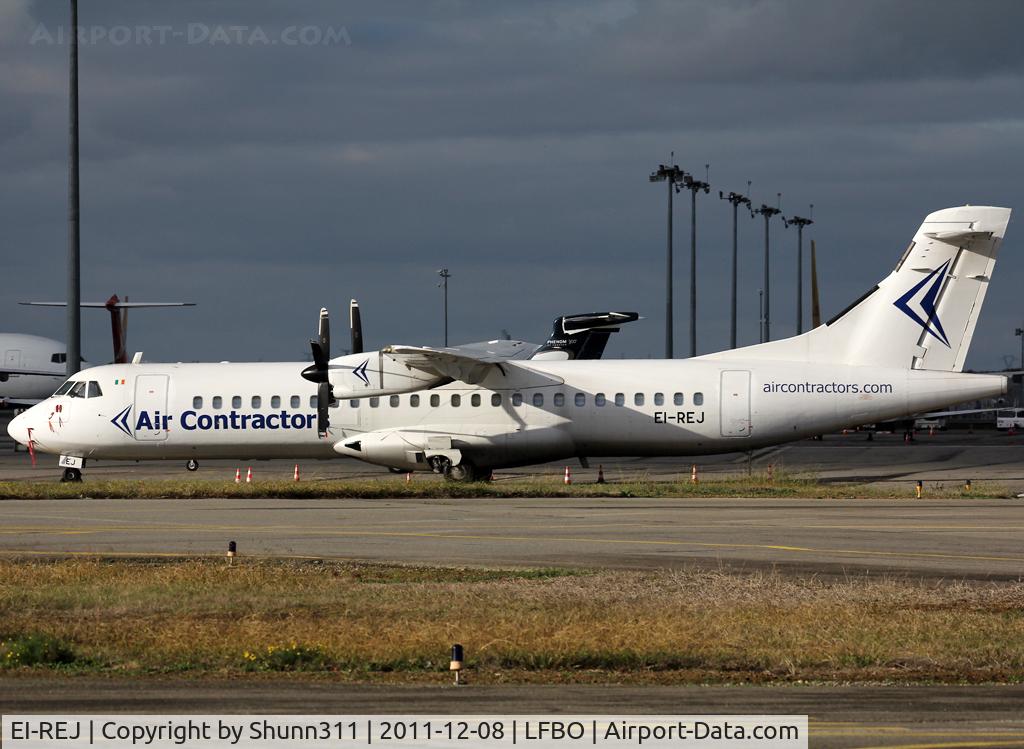 EI-REJ, 1989 ATR 72-201 C/N 126, Parked at the General Aviation area...