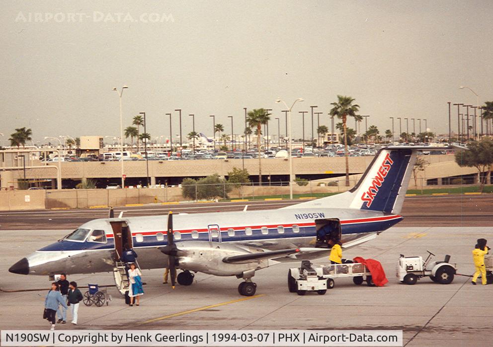 N190SW, 1987 Embraer EMB-120 Brasilia C/N 120.050, Sky West