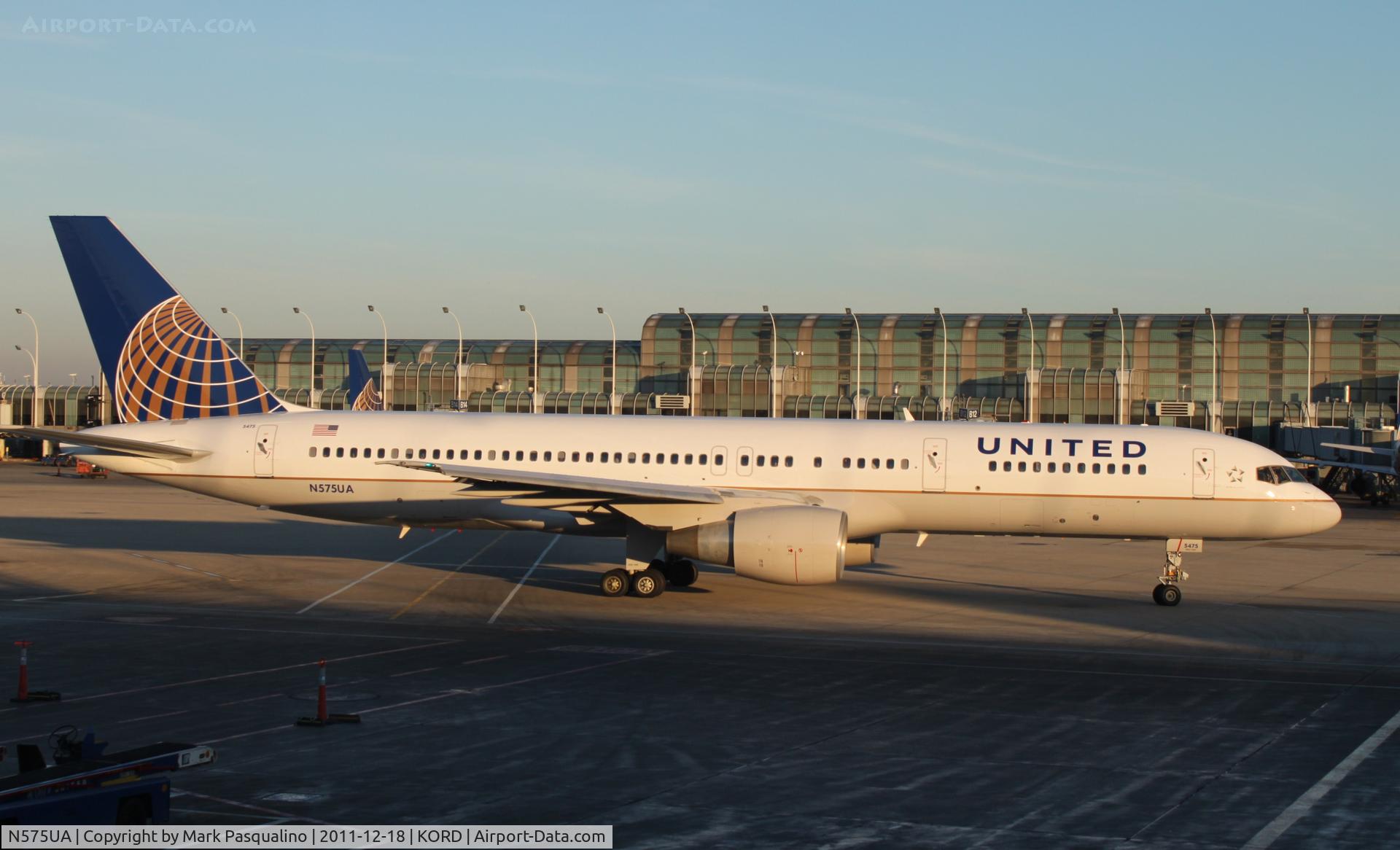 N575UA, 1993 Boeing 757-222 C/N 26689, Boeing 757-200
